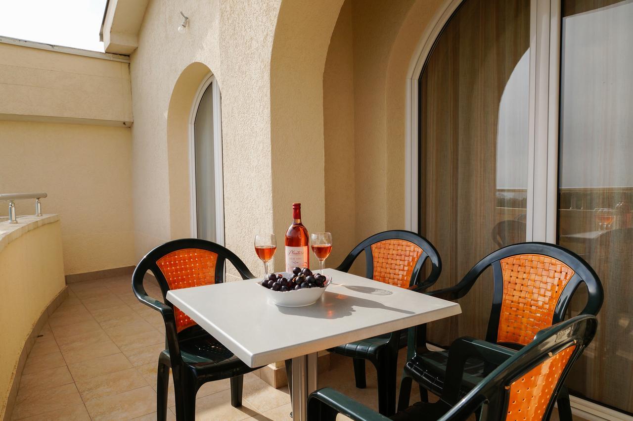 Apart Hotel Forte Roses Montenegro Ko Buljarica Petrovac 外观 照片